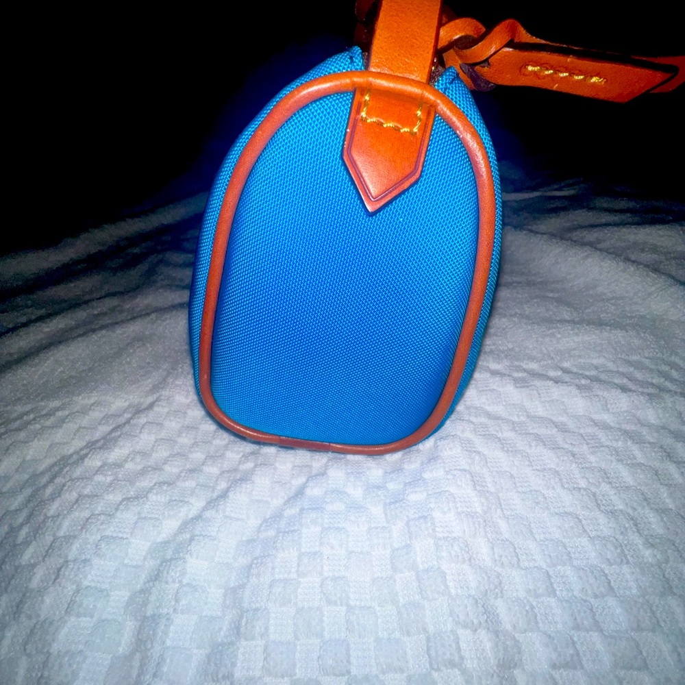 Small Nylon Dooney & Bourke hand bag - Picture 5 of 8